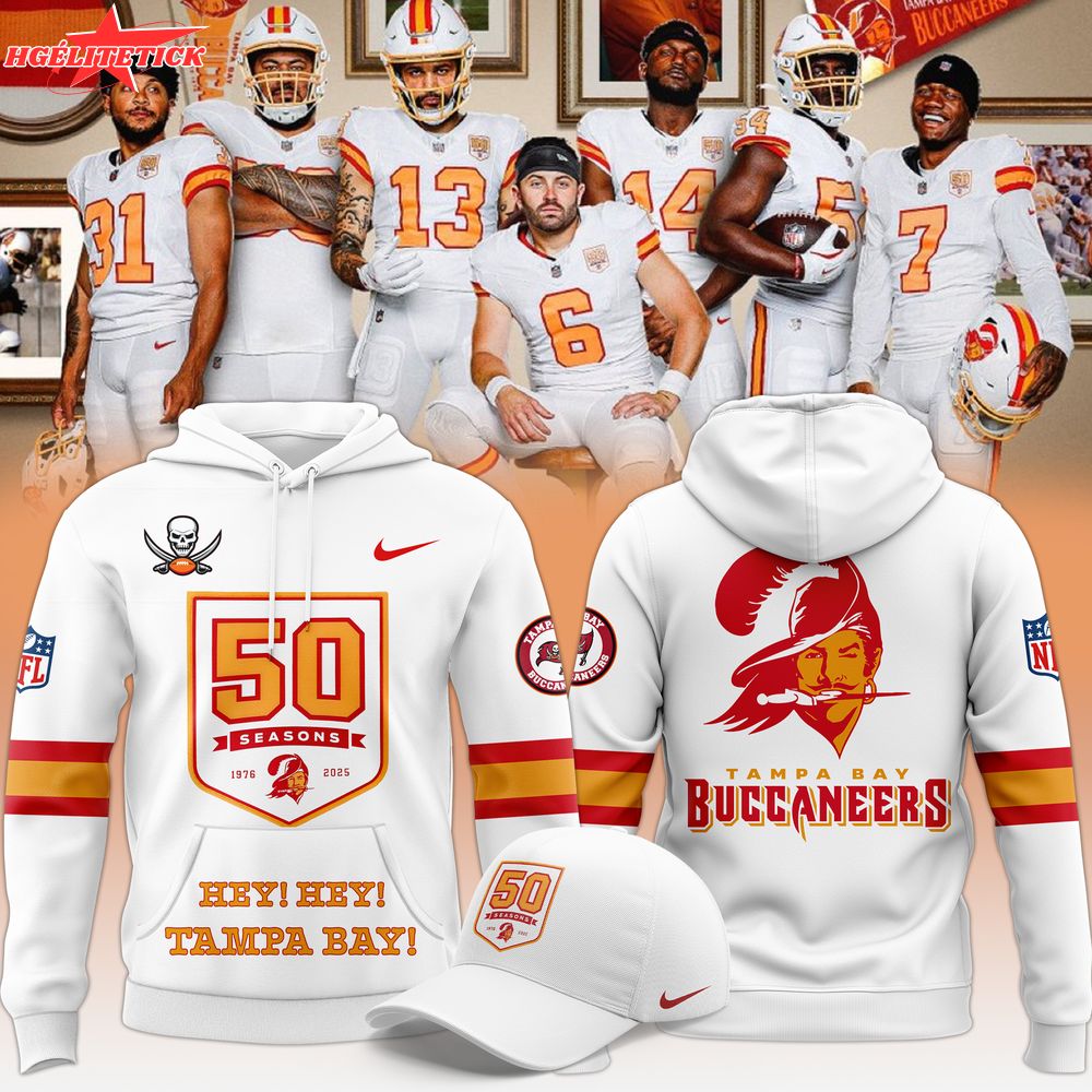 Men's White '76 Tampa Bay Buccaneers Game Hoodie Men's White '76 Tampa Bay Buccaneers Game Hoodie
