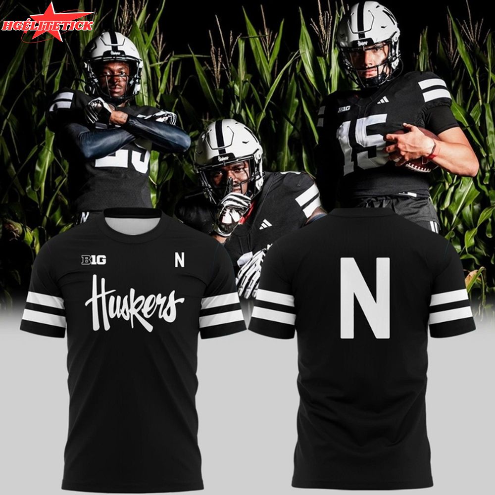 Special New Alternate Dark Mode Helmet Logo Tshirt In Black Special New Alternate Dark Mode Helmet Logo Tshirt In Black